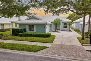 945 Bear Island Cir, West Palm Beach, FL 33409 - Photo 1