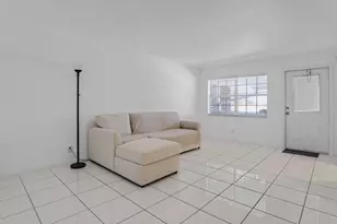 2050 NE 39th St, Lighthouse Point, FL 33064 - Photo 21