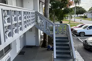 126 Cleveland St, Lake Worth Beach, FL 33461 - Photo 3