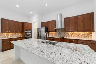 10897 SW Visconti Way, Port Saint Lucie, FL 34986 - Photo 11