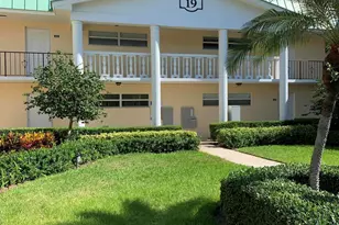 19 Colonial Club Dr Dr Unit, Boynton Beach, FL 33435 - Photo 3
