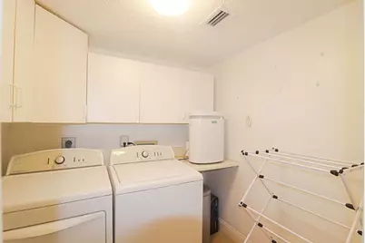 133 Lakes End Drive, Unit #E1, Fort Pierce, FL 34982 - Photo 27