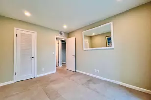 105 Camden E, West Palm Beach, FL 33417 - Photo 11