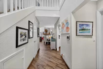 221 Canterbury Drive W, Palm Beach Gardens, FL 33418 - Photo 13