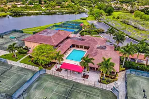 221 Canterbury Dr W, Palm Beach Gardens, FL 33418 - Photo 97