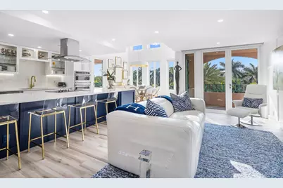 100 SE 5th Avenue, Unit #416, Boca Raton, FL 33432 - Photo 3