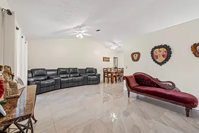 5409 Palmetto Drive, Fort Pierce, FL 34982 - Photo 9