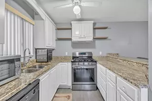 4585 Cherry Rd, West Palm Beach, FL 33417 - Photo 9