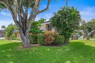 226 Lake Arbor Dr, Palm Springs, FL 33461 - Photo 17