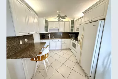 3087 Oakridge U, Deerfield Beach, FL 33442 - Photo 3