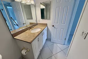 3087 Oakridge U, Deerfield Beach, FL 33442 - Photo 27