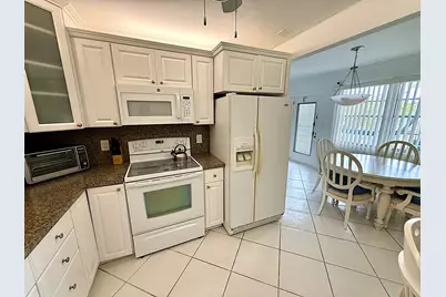 3087 Oakridge U, Deerfield Beach, FL 33442 - Photo 5