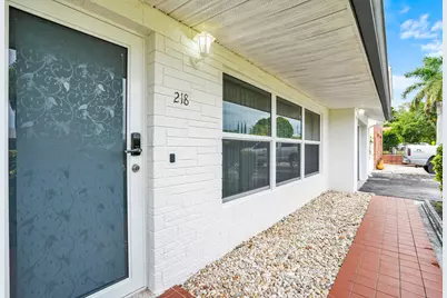 218 SW 12th Avenue, Boynton Beach, FL 33435 - Photo 13