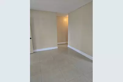 547 W 4th Street, Riviera Beach, FL 33404 - Photo 5