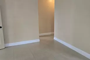 547 W 4th St, Riviera Beach, FL 33404 - Photo 5