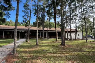 1711 Stallion Dr, Loxahatchee, FL 33470 - Photo 11