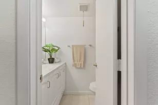 341 Pine Ridge Cir, Greenacres, FL 33463 - Photo 19