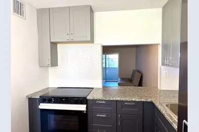 2811 Garden Drive S, Unit #101, Lake Worth, FL 33461 - Photo 3
