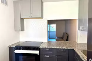2811 Garden Dr S, Lake Worth, FL 33461 - Photo 3