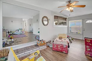 921 Laurel Cir, Barefoot Bay, FL 32976 - Photo 11