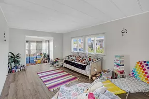 921 Laurel Cir, Barefoot Bay, FL 32976 - Photo 5