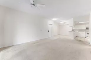2726 Anzio Ct, Palm Beach Gardens, FL 33410 - Photo 11