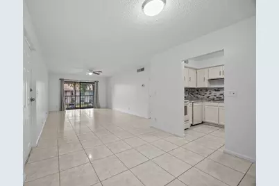 9905 Pineapple Tree Drive, Unit #210, Boynton Beach, FL 33436 - Photo 7