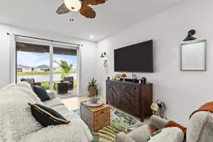 10559 SW Orana Dr, Port Saint Lucie, FL 34987 - Photo 11