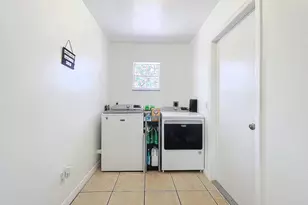 586 SW Kaabe Ave, Port Saint Lucie, FL 34953 - Photo 37