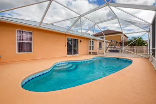 586 SW Kaabe Ave, Port Saint Lucie, FL 34953 - Photo 15
