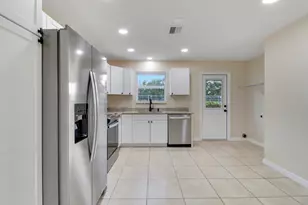 2777 SE Normand St, Stuart, FL 34997 - Photo 3