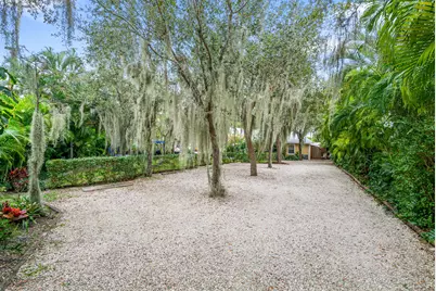 303 Lang Road, Cloud Lake, FL 33406 - Photo 11