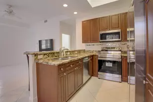 518 N Federal Hwy, Lake Worth Beach, FL 33460 - Photo 9