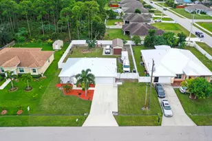 1682 SW Lofgren Ave, Port Saint Lucie, FL 34953 - Photo 15