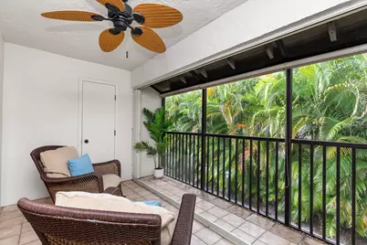 50 Pelican Pointe Drive, Unit #204, Delray Beach, FL 33483 - Photo 9