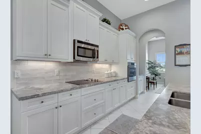 10879 SW Visconti Way, Port Saint Lucie, FL 34986 - Photo 17