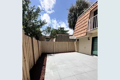 507 Green Springs Place, West Palm Beach, FL 33409 - Photo 3