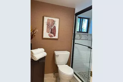 1660 Twelve Oaks Way, Unit #201, North Palm Beach, FL 33408 - Photo 23