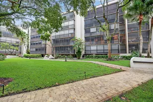 2816 N 46th Ave, Hollywood, FL 33021 - Photo 43