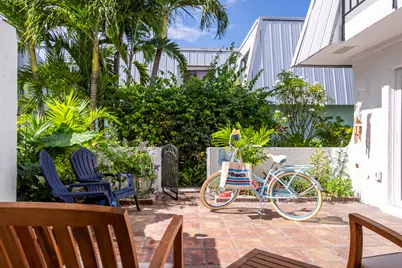 106 Linda Lane, Unit #4, Palm Beach Shores, FL 33404 - Photo 3