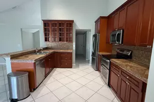 22492 Middletown Dr, Boca Raton, FL 33428 - Photo 7