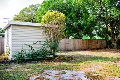 823 N C Street, Lake Worth Beach, FL 33460 - Photo 29