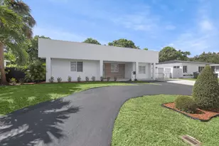 520 NE 135th St, North Miami, FL 33161 - Photo 1