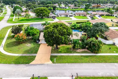 8340 Mildred Drive W, Boynton Beach, FL 33472 - Photo 35