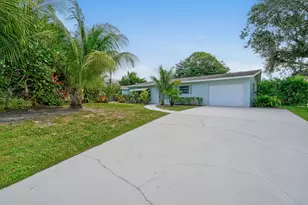 356 Cedar Ave, Tequesta, FL 33469 - Photo 1