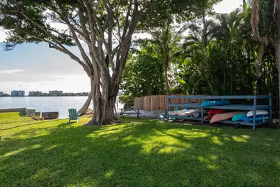 1516 S Lakeside Drive, Unit #411, Lake Worth Beach, FL 33460 - Photo 3