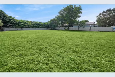 905 NE 6th Avenue, Delray Beach, FL 33483 - Photo 17