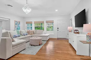 901 39th Ct, West Palm Beach, FL 33407 - Photo 3