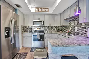 429 Silver Beach Rd, Lake Park, FL 33403 - Photo 7