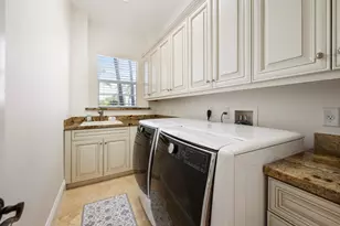712 NE 71st St, Boca Raton, FL 33487 - Photo 67